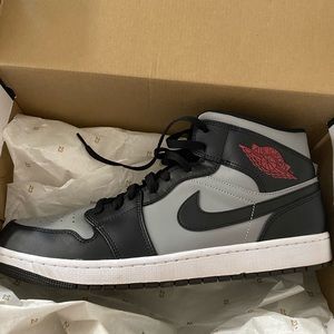 Air Jordan 1 Mid Black/Gym Red/Particle Grey size 14 Men’s